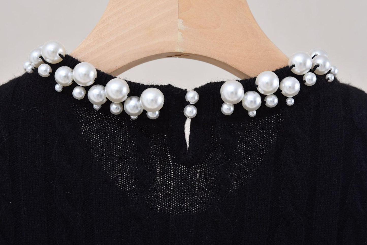 Women Chic and Elegant Cashmere-wool Blend Top - Cable Knit & Pearl-adorned Neckline