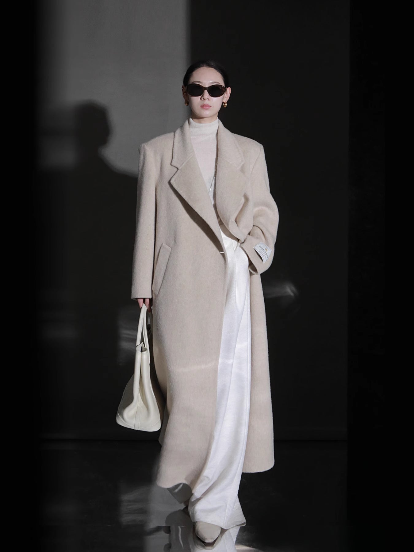 Women's Oversize Minimalist Style Camel-wool Coat