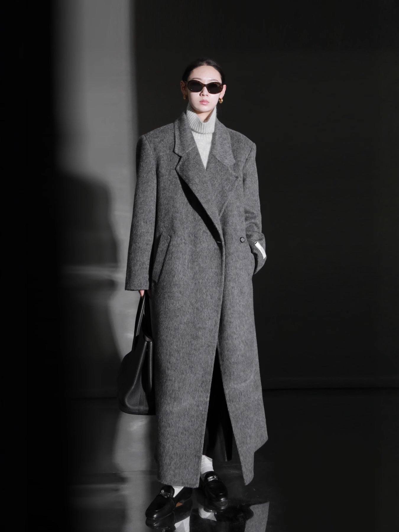 Women's Oversize Minimalist Style Camel-wool Coat