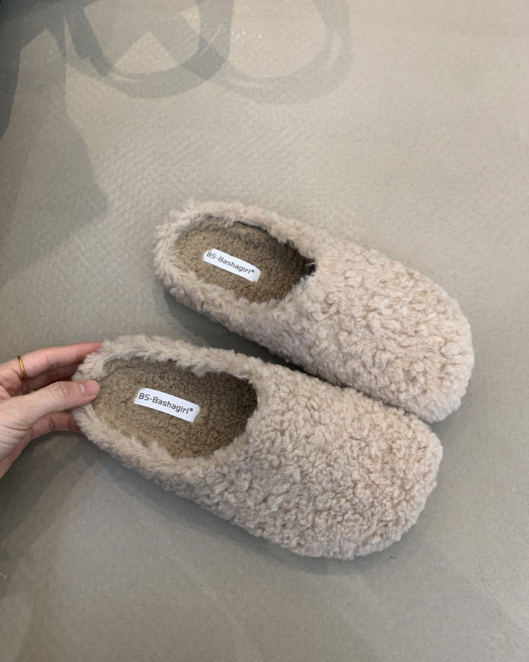 Audrie Home: 100% Lamb Wool Women Slippers to Keep Feet Warm