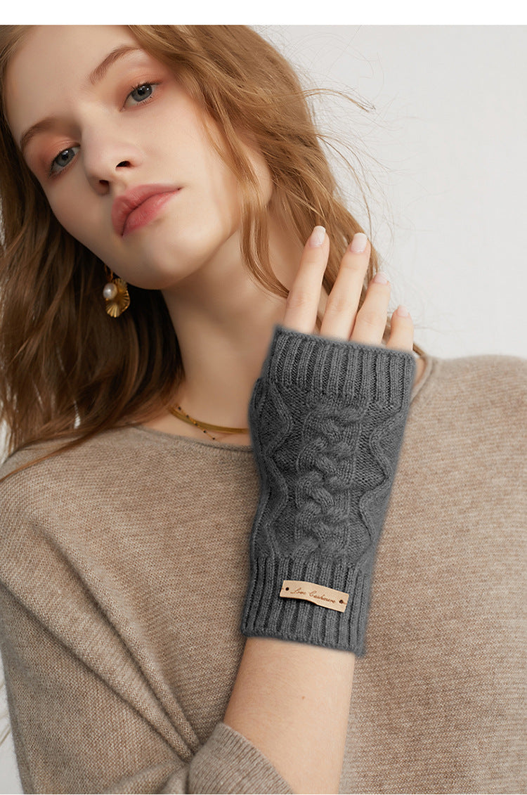 Audrie: 100% Cashmere Cable-knitted Open Fingertips Gloves