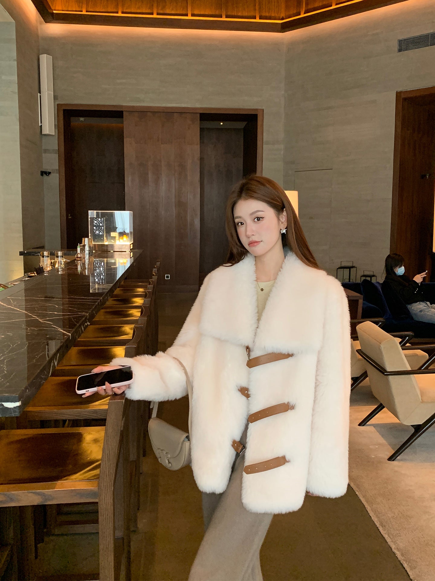 Audrie Women: Faux Fur Coat Integrated with 100% Wool