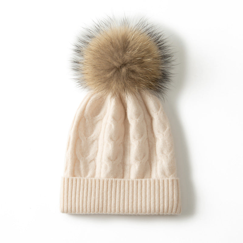 Audrie: 100% Cashmere-Wool Blend Cable-knitted Hat Decorated with Fox Fur